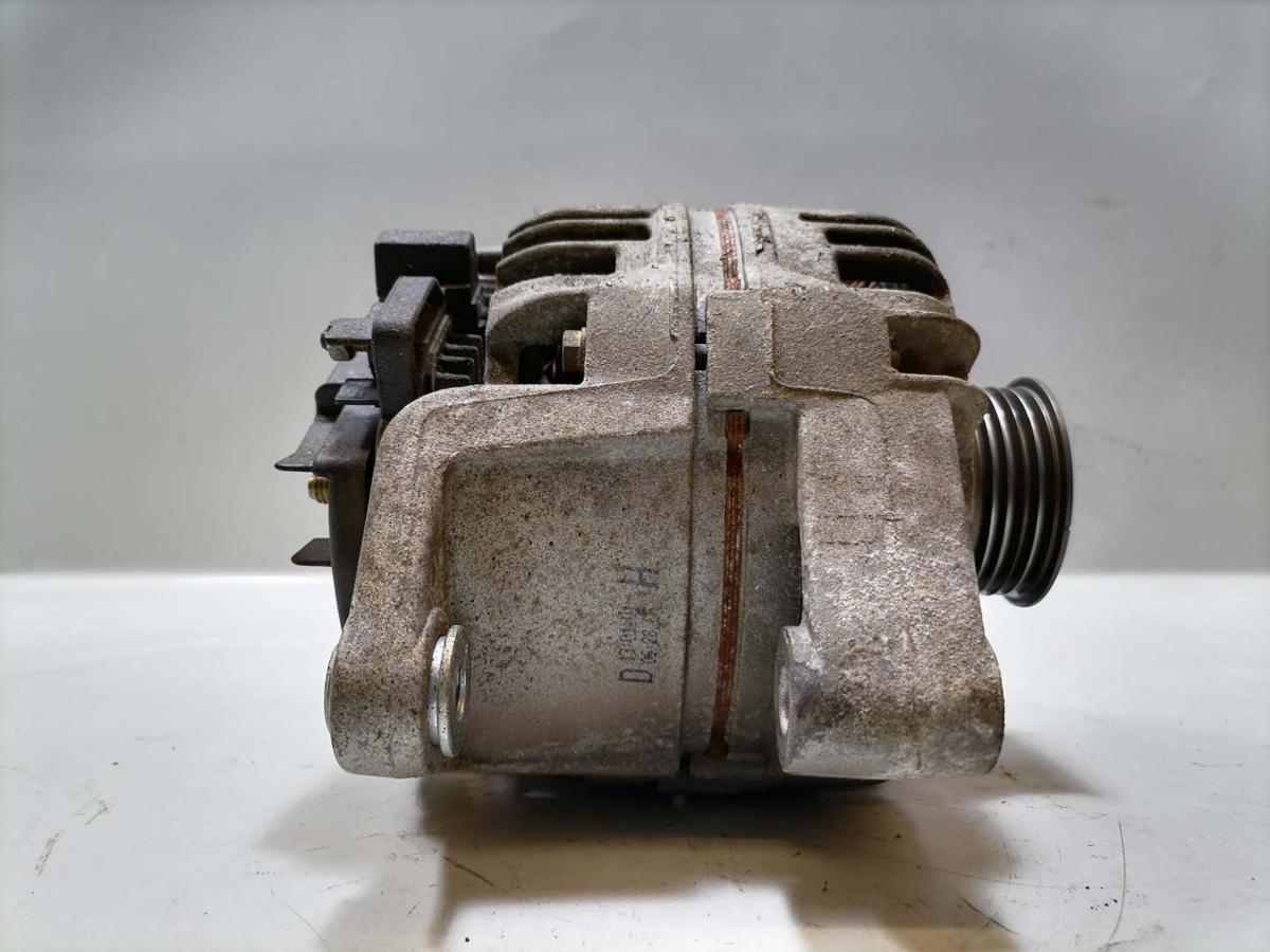 Opel Corsa C original Lichtmaschine Generator 1.0 43kw Bj.2001 Opel Corsa C original Lichtmaschine Generator 1.0 43kw Bj.2001